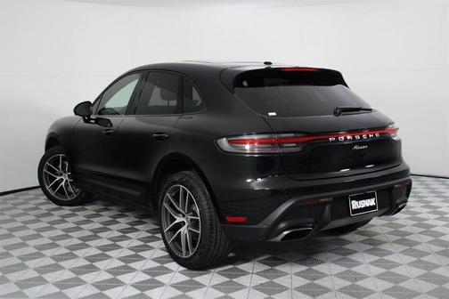 2025 Porsche Macan