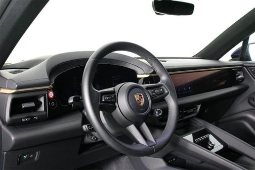 2024 Porsche Macan Electric 4