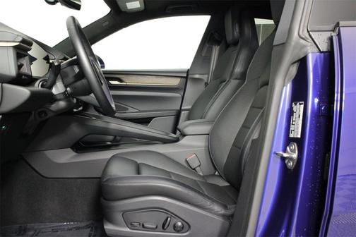 2024 Porsche Macan Electric 4