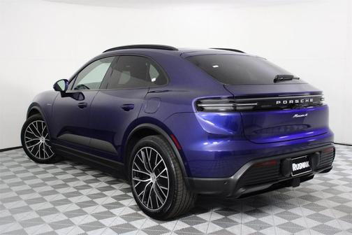 2024 Porsche Macan Electric 4
