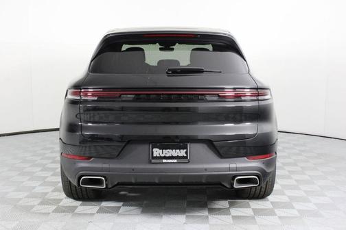 2026 Porsche Cayenne Base