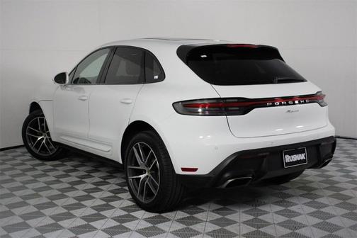 2025 Porsche Macan