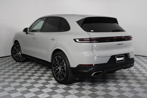 2024 Porsche Cayenne Base