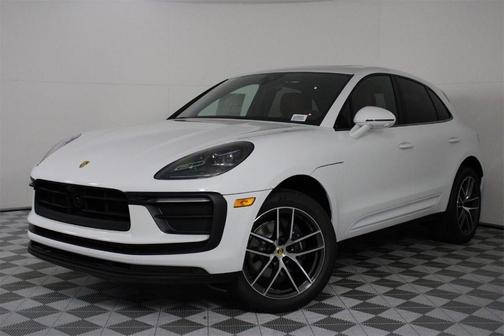 2025 Porsche Macan Base