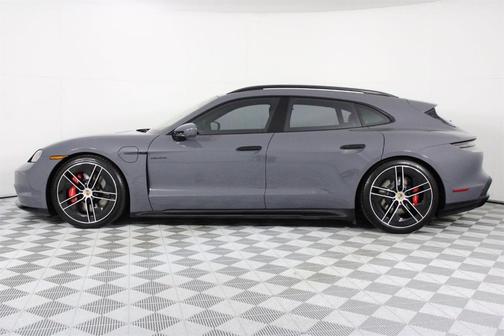 2025 Porsche Taycan GTS