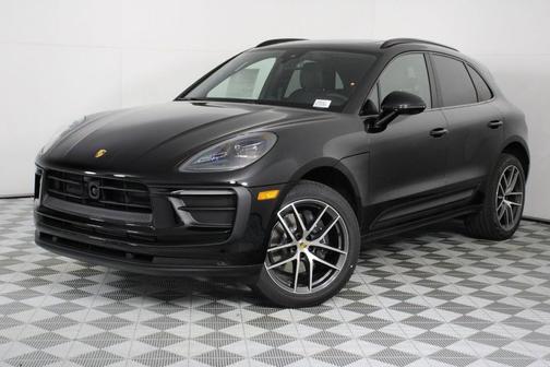 2026 Porsche Macan Base