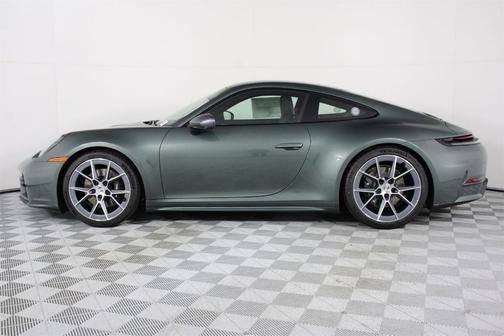 2026 Porsche 911 Carrera T