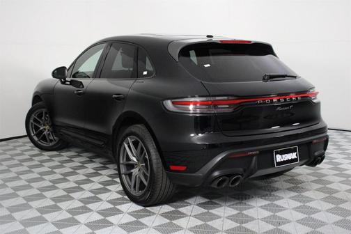 2025 Porsche Macan T