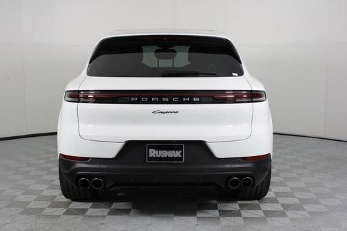 White 2024 Porsche Cayenne Base