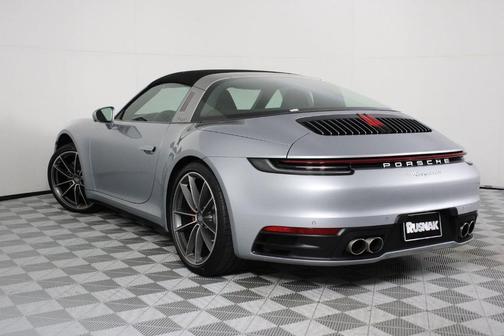 2022 Porsche 911 Targa 4S