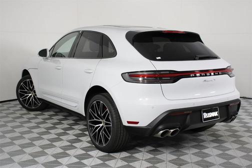 2026 Porsche Macan S