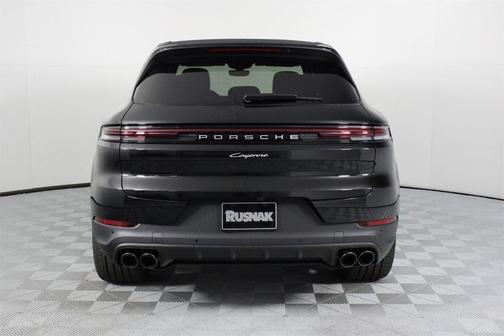 2026 Porsche Cayenne Base