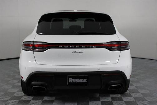 2023 Porsche Macan T