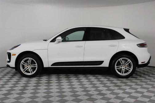2023 Porsche Macan T