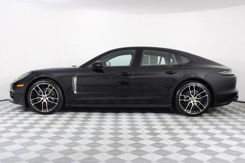2022 Porsche Panamera Platinum Edition