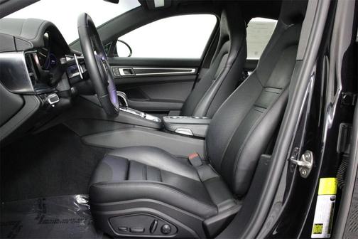 2022 Porsche Panamera Platinum Edition