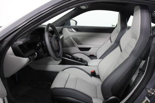 2026 Porsche 911 Carrera