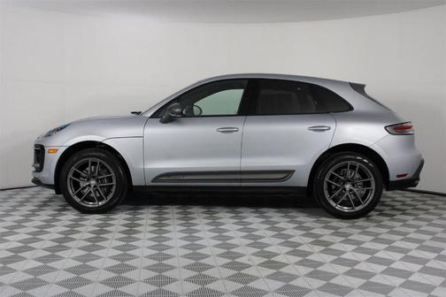 2025 Porsche Macan T