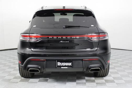 2025 Porsche Macan 