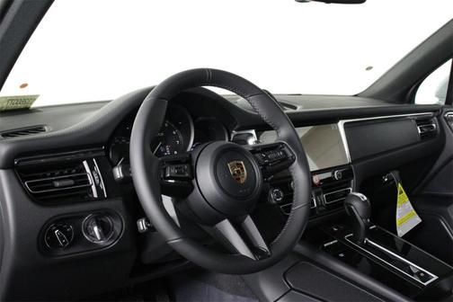 2026 Porsche Macan GTS