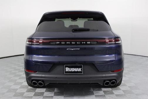 2026 Porsche Cayenne Base