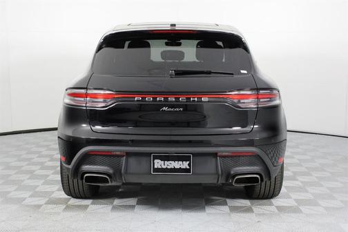 2025 Porsche Macan 