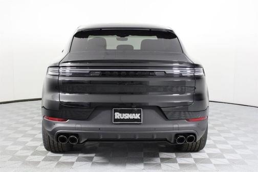 2026 Porsche Cayenne AWD