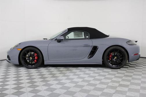 2025 Porsche 718 Boxster GTS 4.0