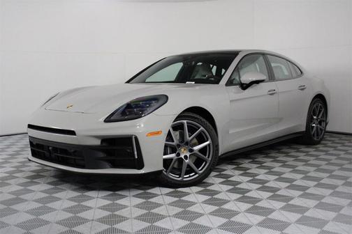 2025 Porsche Panamera Base