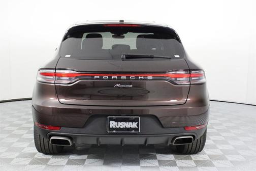 2021 Porsche Macan Base