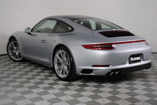 2018 Porsche 911 Carrera 4S