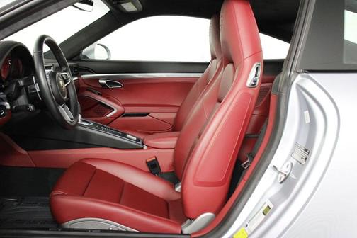 2018 Porsche 911 Carrera 4S