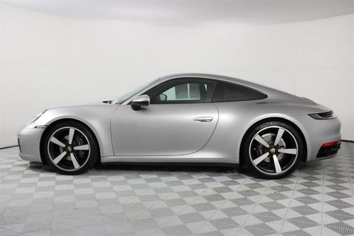 2023 Porsche 911 Carrera