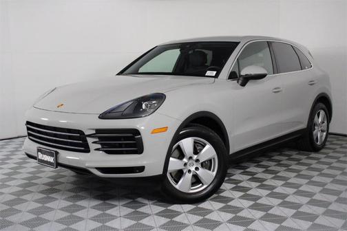 2023 Porsche Cayenne Base (Tiptronic)