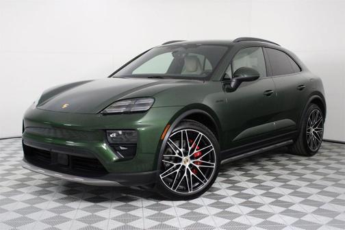 2025 Porsche Macan 4S
