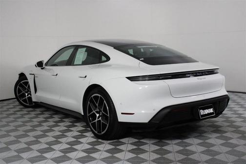 2025 Porsche Taycan