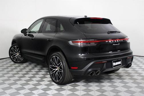 2025 Porsche Macan S