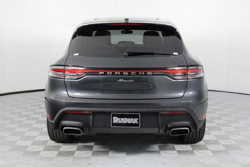 2025 Porsche Macan T