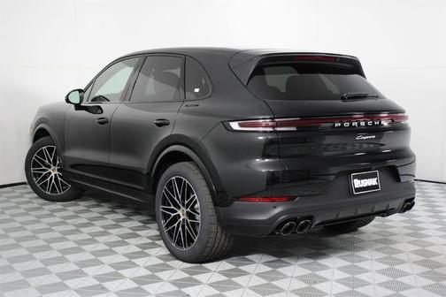 2026 Porsche Cayenne Base