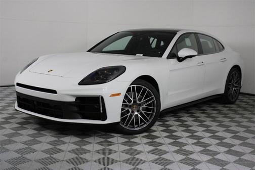 2026 Porsche Panamera Base