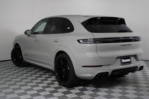 2026 Porsche Cayenne GTS