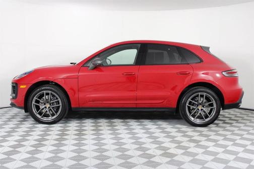 2025 Porsche Macan T
