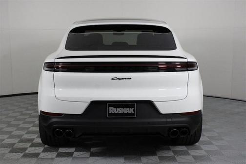 2026 Porsche Cayenne Base