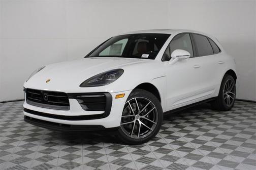 2026 Porsche Macan Base