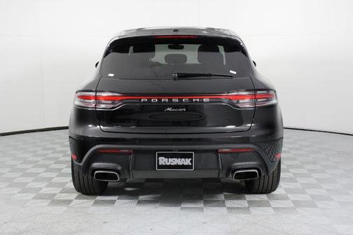 2025 Porsche Macan 