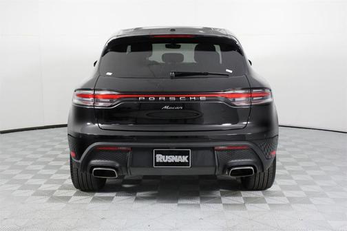 2025 Porsche Macan 