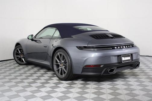 2026 Porsche 911 Carrera