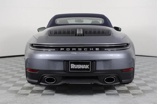 2026 Porsche 911 Carrera