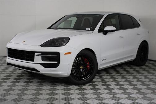 2026 Porsche Cayenne GTS