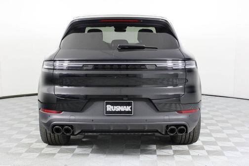 Black Metallic 2026 Porsche Cayenne S